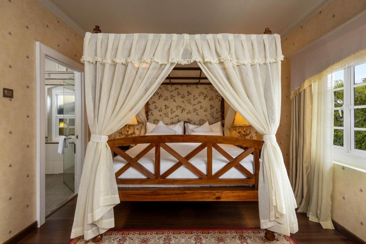 The Westbury Palace Nuwara Eliya Exterior photo